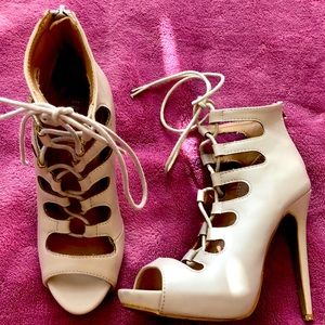 Strappy nude sandals high heel